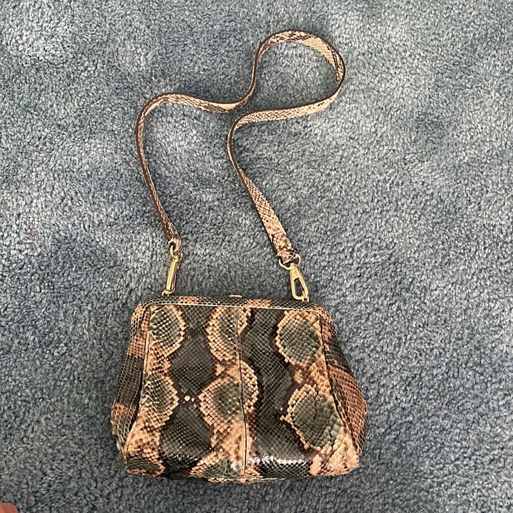 Women Shoulder Bag Color Green, Tan Colors.